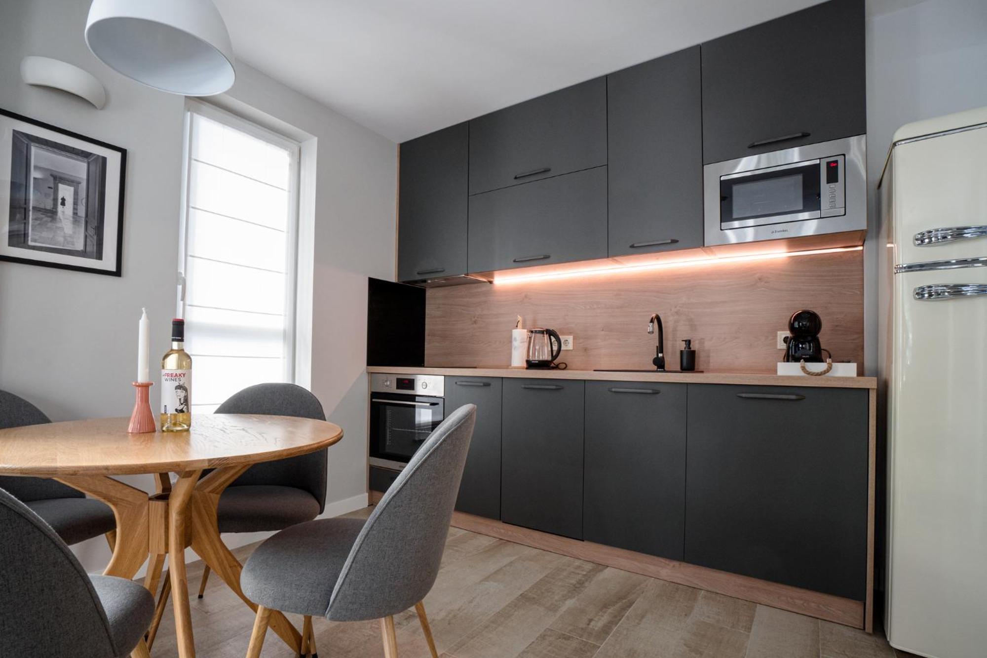 8Th Hill Appartement Plovdiv Buitenkant foto
